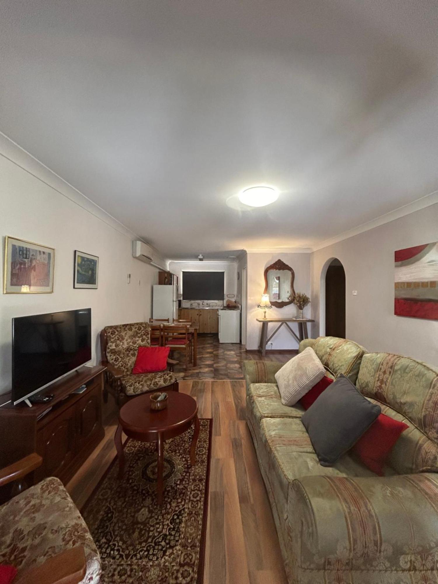 Champion Bay Beach Unit, With Own Carport, เจรัลด์ตัน ภายนอก รูปภาพ