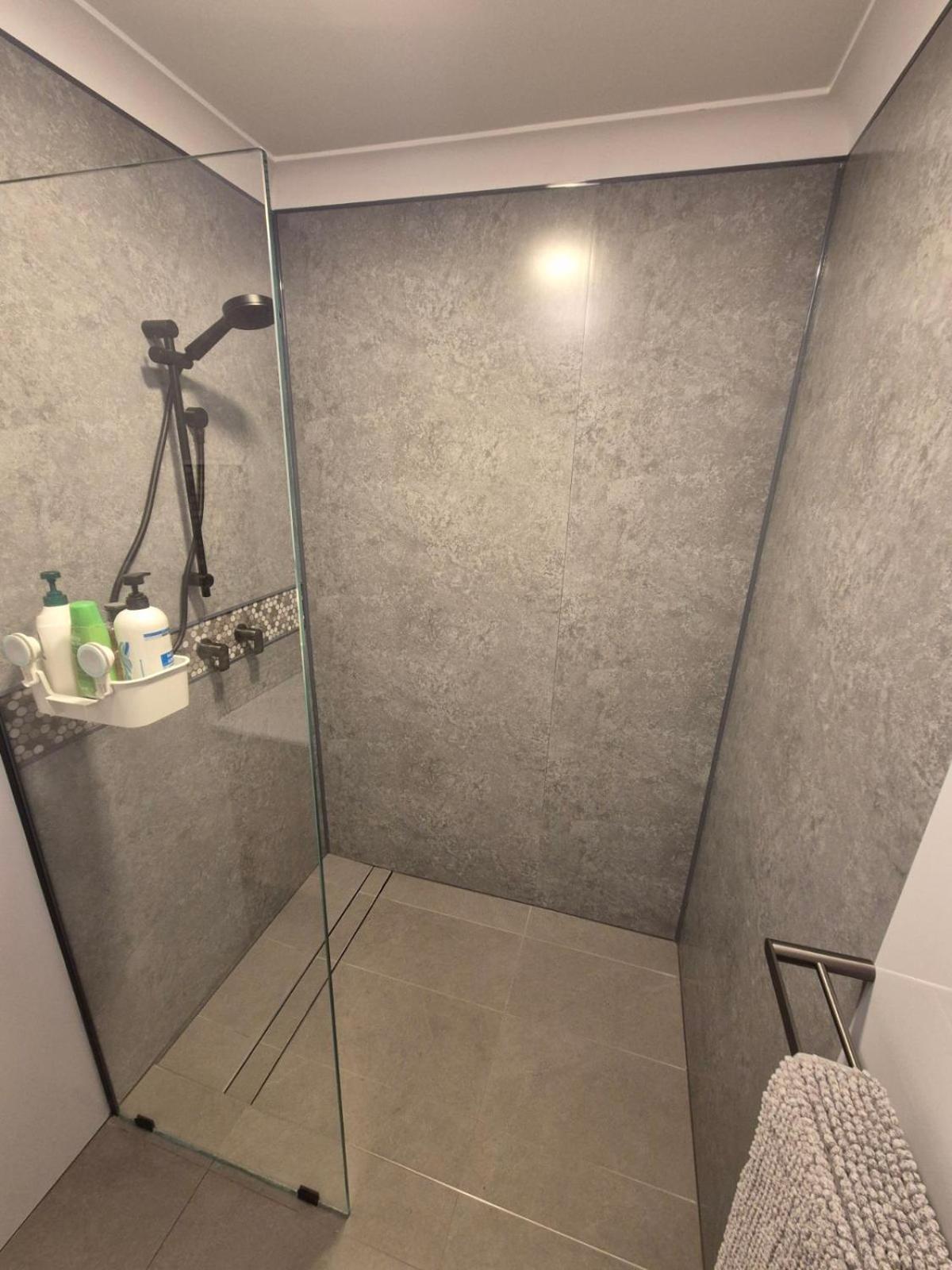 Champion Bay Beach Unit, With Own Carport, เจรัลด์ตัน ภายนอก รูปภาพ